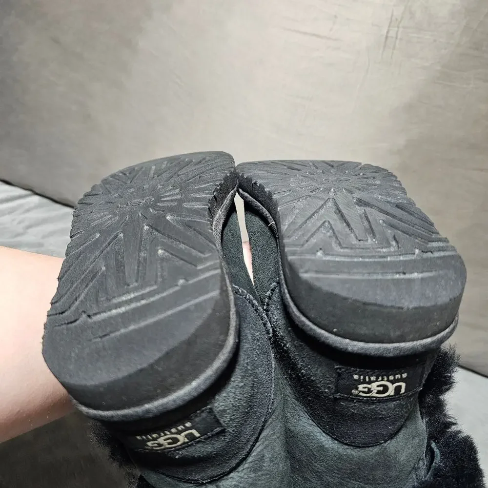 UGG Bailey Button Ankle Boot women US 7 Black Winter Sheepskin